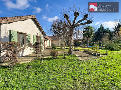 Maison - 174 m² - 7 pièces