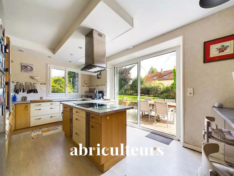 Maison - 188 m² - 6 pièces