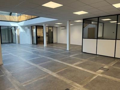 Bureau - 342 m²