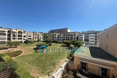 Appartement - 96 m² - 4 pièces