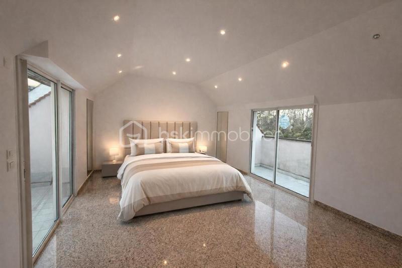 Maison - 185 m² - 6 pièces