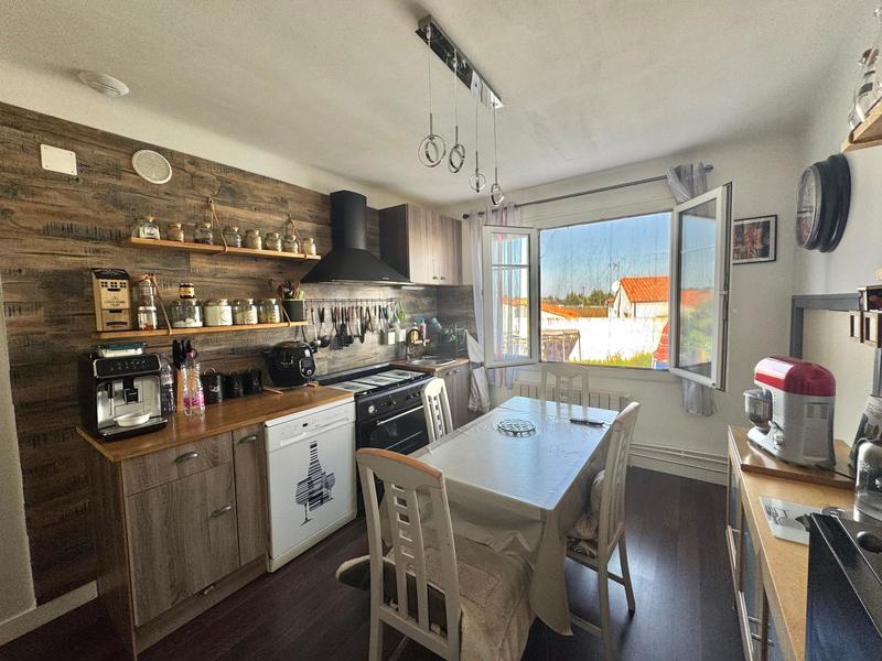 Maison - 105 m² - 5 pièces