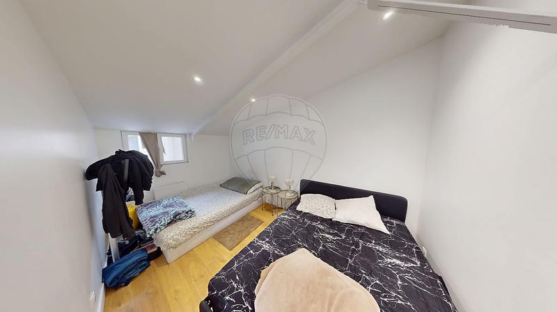 Local commercial - 190 m² - 6 pièces