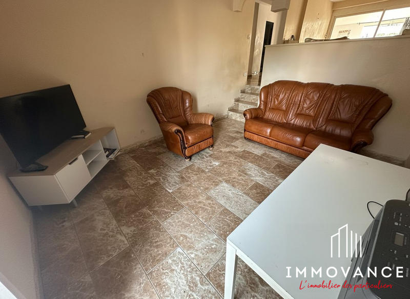 Maison - 99 m² - 5 pièces