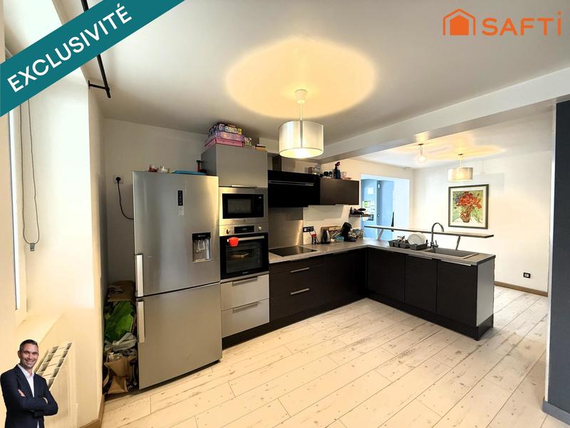 Maison - 217 m² - 9 pièces