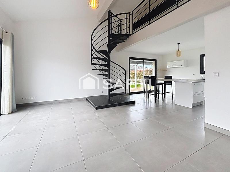 Maison - 104 m² - 4 pièces