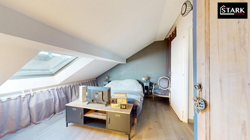 Appartement - 94 m² - 5 pièces