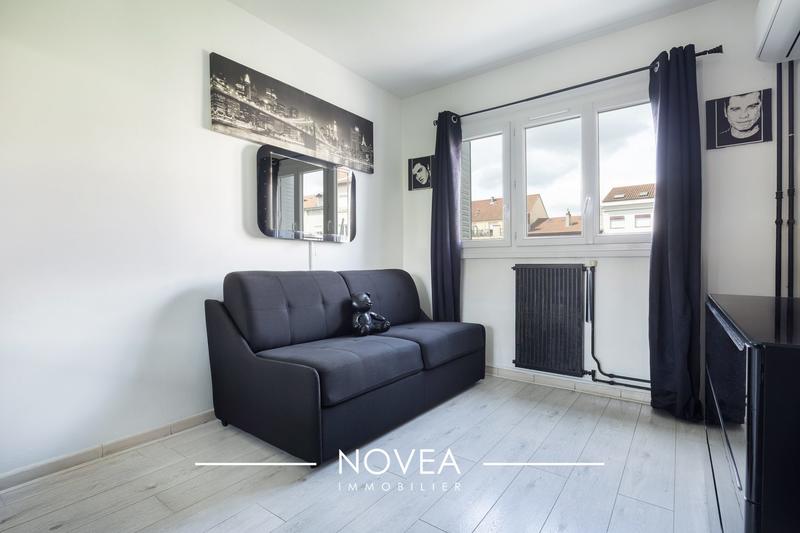 Appartement - 93 m² - 4 pièces