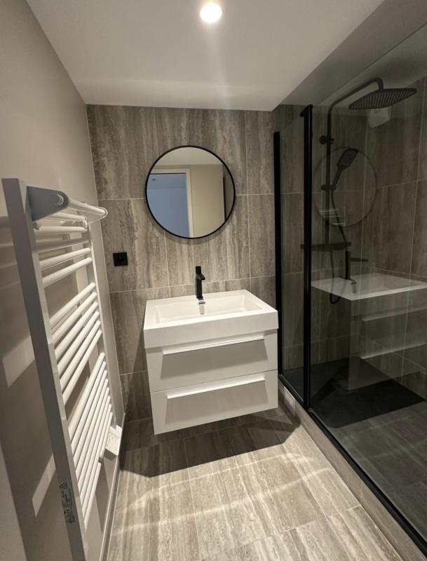 Appartement - 95 m² - 5 pièces