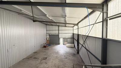 Bureau - 176 m² - 1 pièce