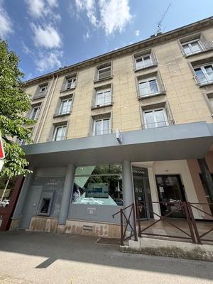 Appartement - 79 m² - 3 pièces