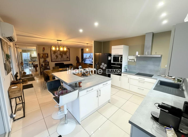 Maison - 90 m² - 3 pièces