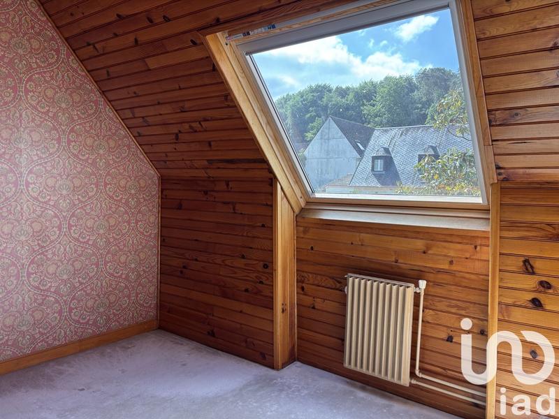 Maison - 95 m² - 5 pièces