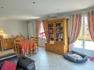 Maison - 102 m² - 5 pièces