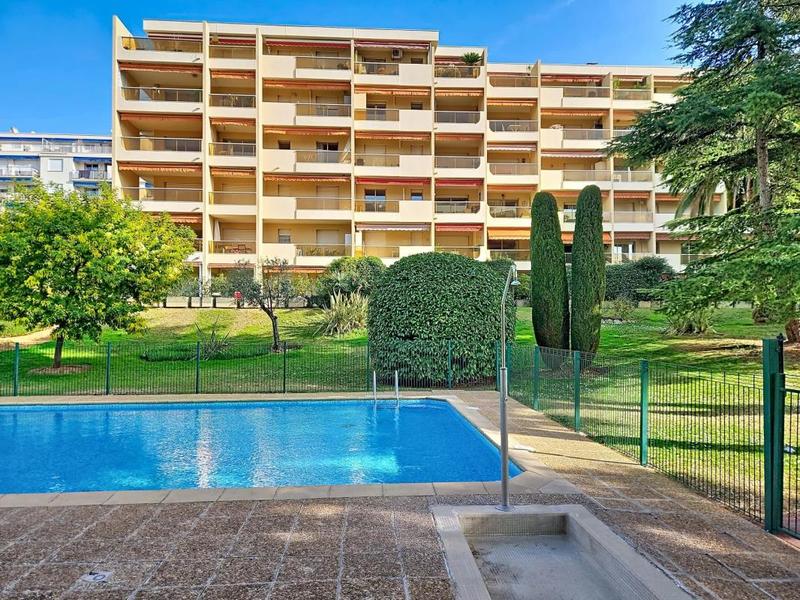 Appartement - 50 m² - 2 pièces