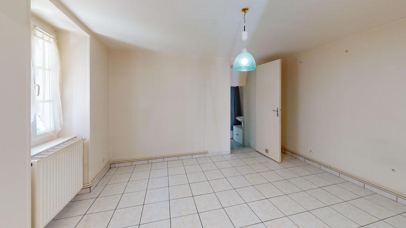 Appartement - 93 m² - 4 pièces