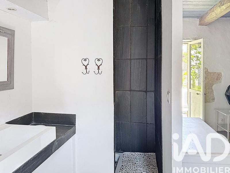 Maison de village - 260 m² - 8 pièces