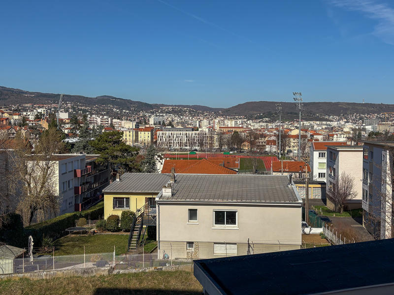 Appartement - 81 m² - 5 pièces