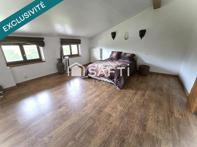 Maison - 301 m² - 9 pièces