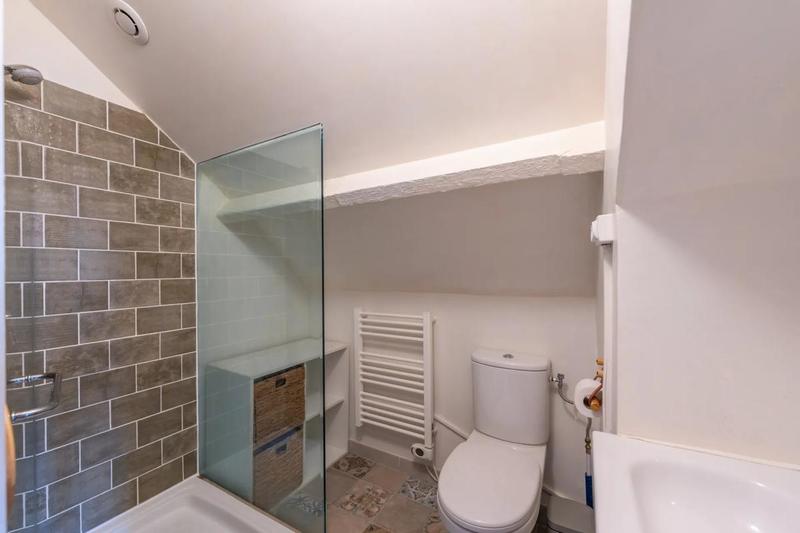 Appartement - 100 m² - 6 pièces