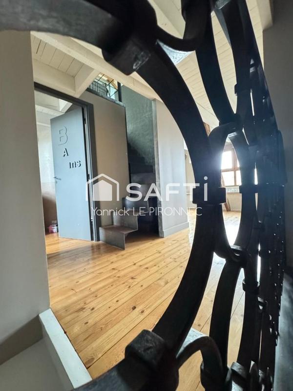 Maison de maîtres - 290 m² - 10 pièces