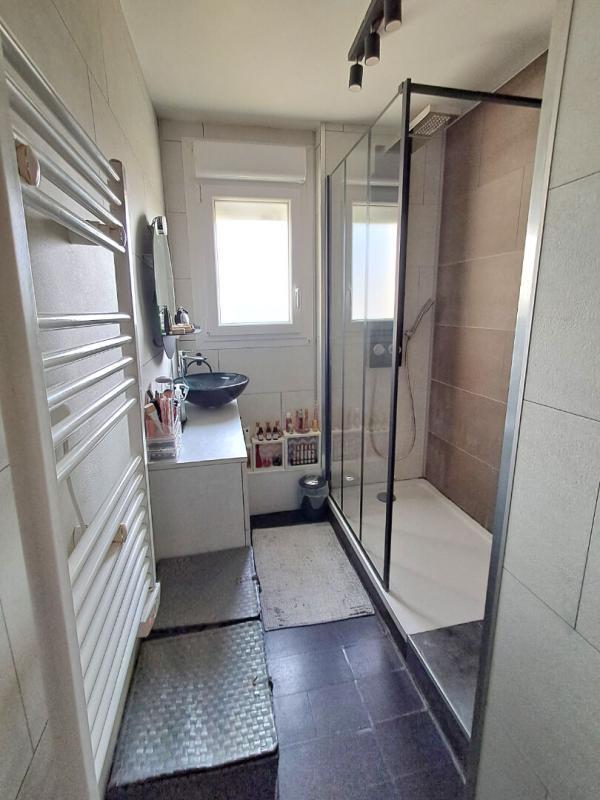 Maison - 100 m² - 6 pièces