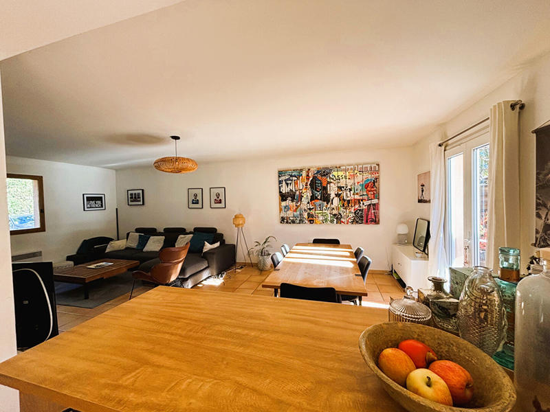 Maison - 96 m² - 4 pièces