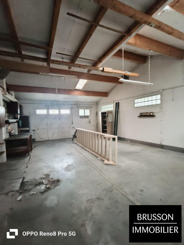 Maison traditionnelle - 244 m² - 5 pièces