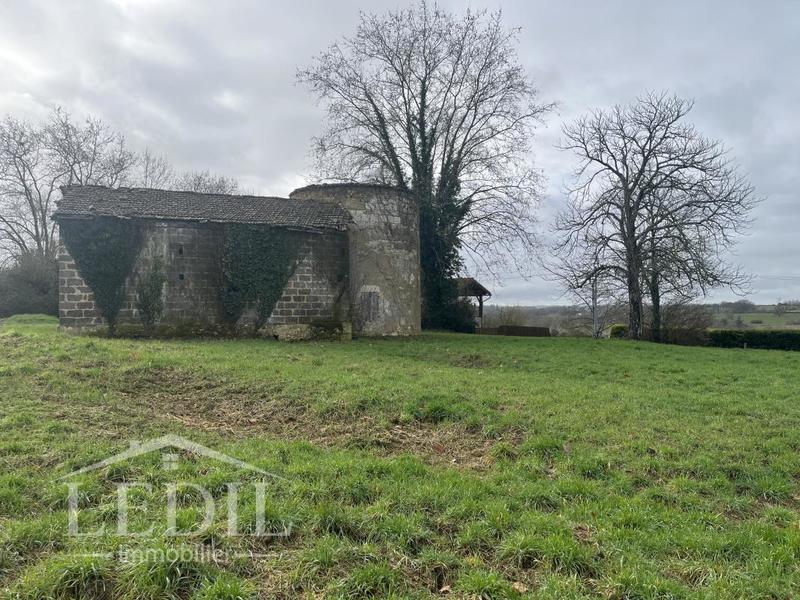 Grange - 100 m² - 2 pièces