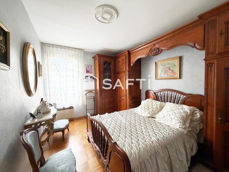 Appartement - 100 m² - 4 pièces