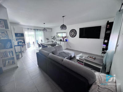 Maison - 84 m² - 4 pièces