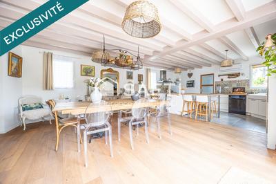 Maison - 176 m² - 7 pièces