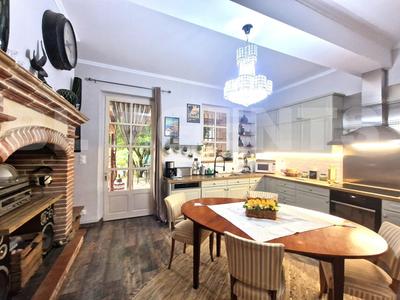 Maison - 145 m² - 5 pièces