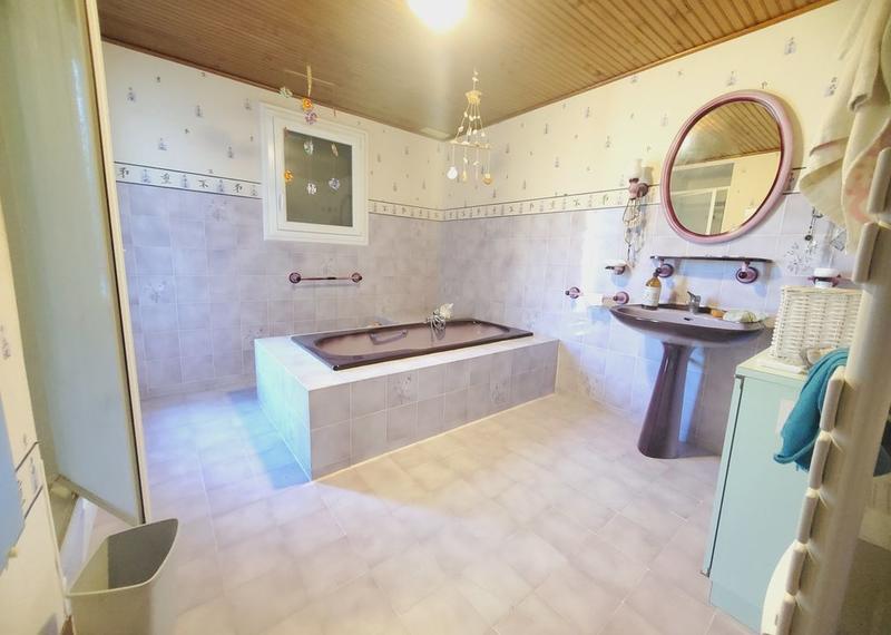 Maison - 150 m² - 5 pièces