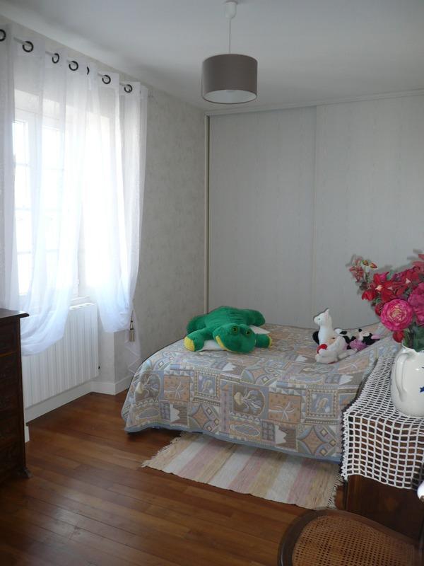 Maison - 350 m² - 9 pièces