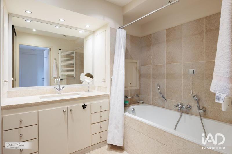 Appartement - 85 m² - 3 pièces