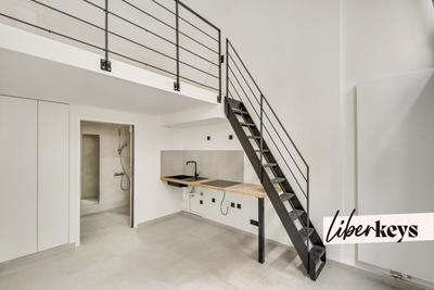 Loft - 30 m² - 2 pièces