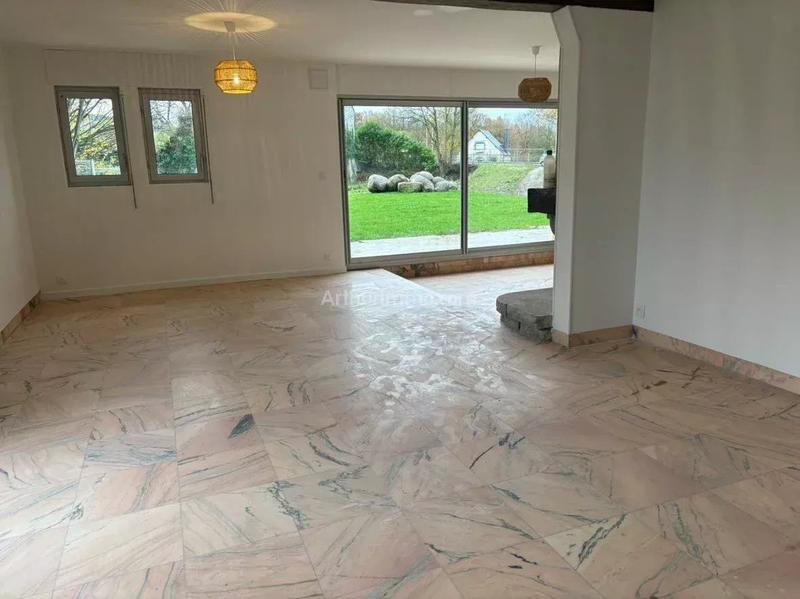 Maison - 161 m² - 7 pièces