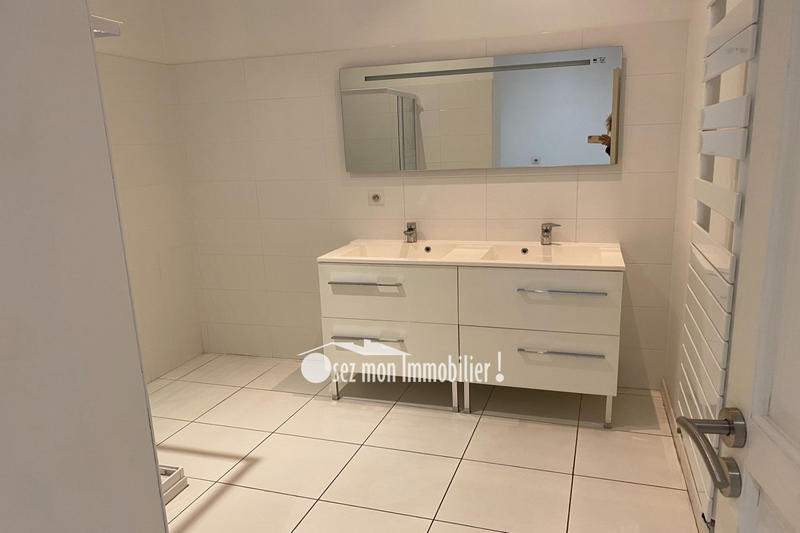 Appartement - 110 m² - 3 pièces