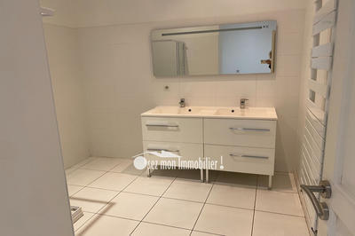 Appartement - 110 m² - 3 pièces