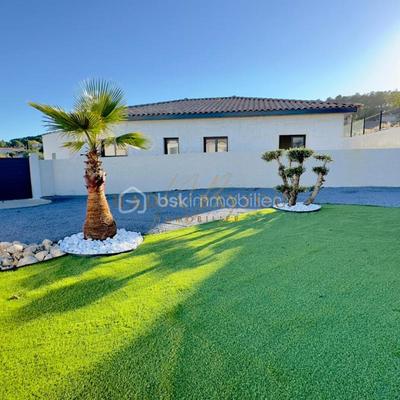 Maison - 100 m² - 4 pièces