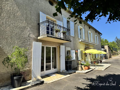 Maison - 150 m² - 7 pièces