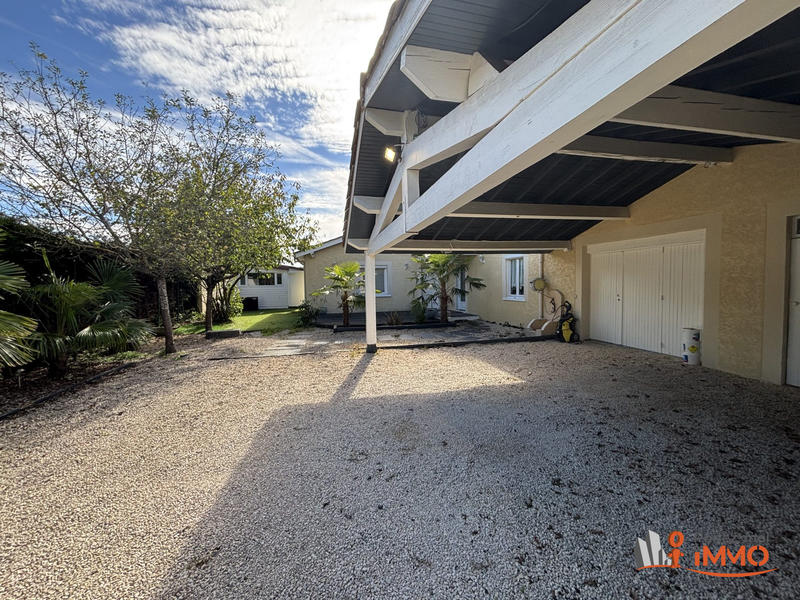 Maison - 170 m² - 6 pièces