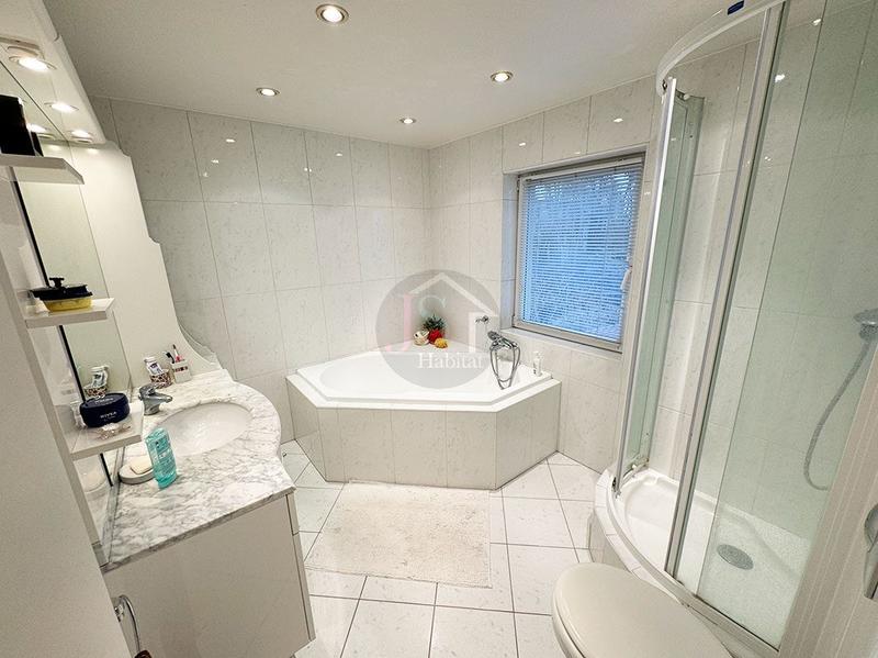 Maison - 127 m² - 5 pièces