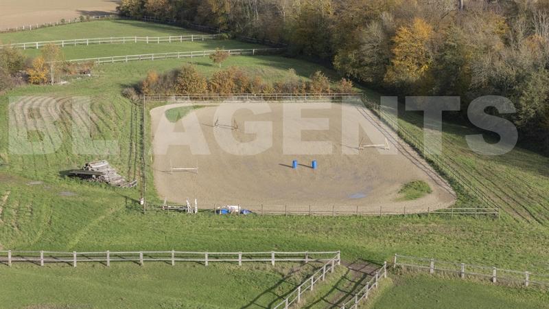 Maison de domaine équestre - 220 m² - 9 pièces