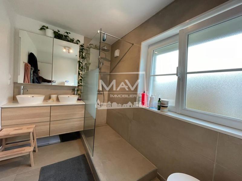 Maison - 103 m² - 5 pièces
