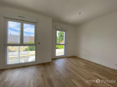 Villa - 95 m² - 4 pièces