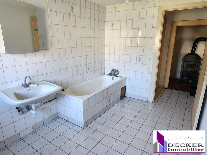 Maison - 93 m² - 4 pièces