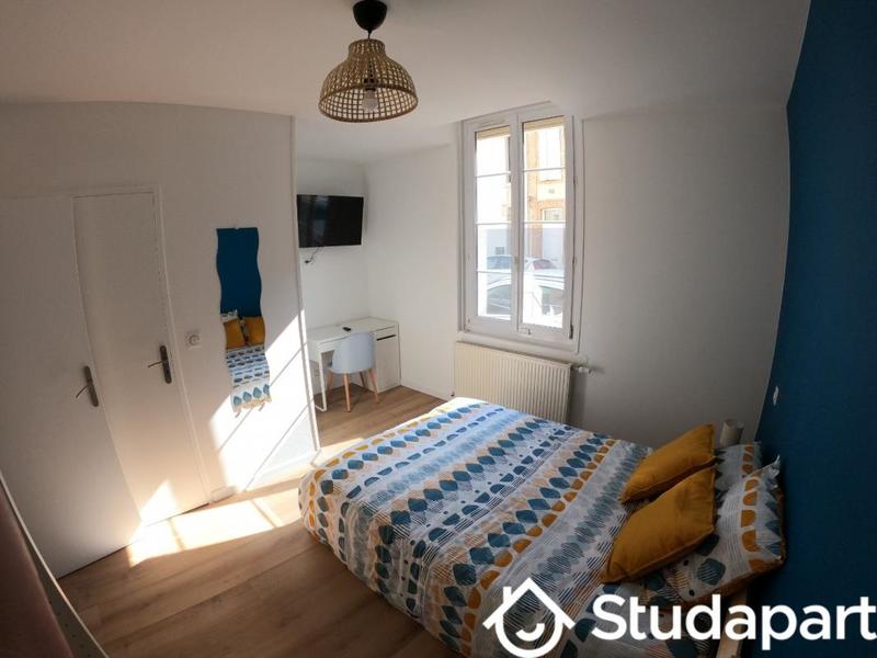 Chambre - 14 m² - 1 pièce