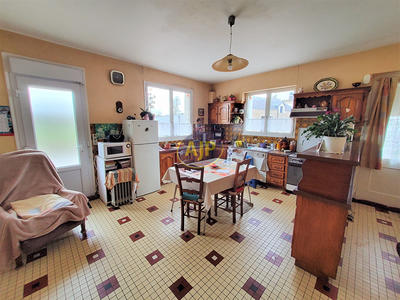 Maison - 154 m² - 6 pièces